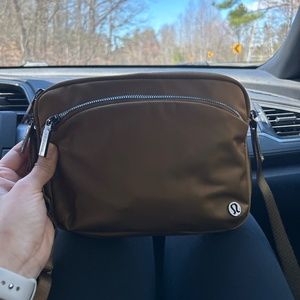 Lulu lemon city adventurer bag